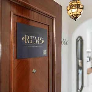 Apartamento Spacious & Authentic By Rems, Málaga